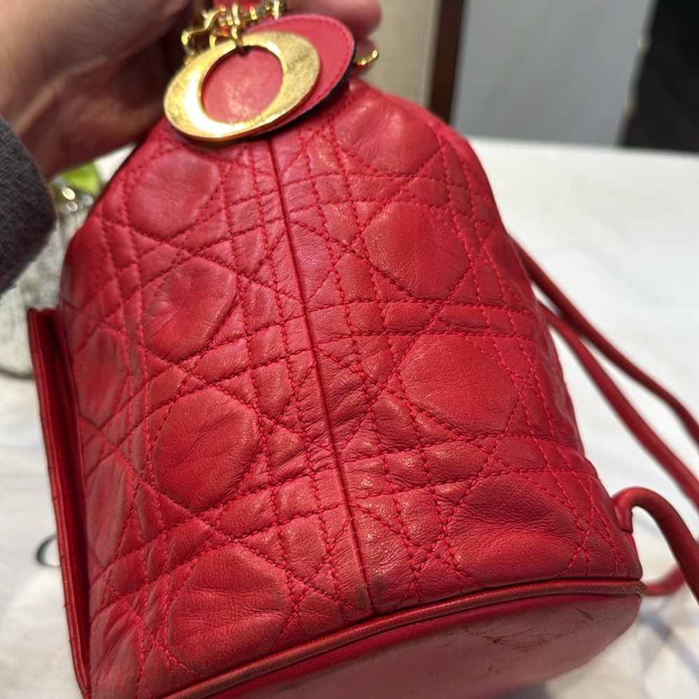 Dior Red Cannage Quilted Backpack/Bucket Handbag - Picture 6 of 17